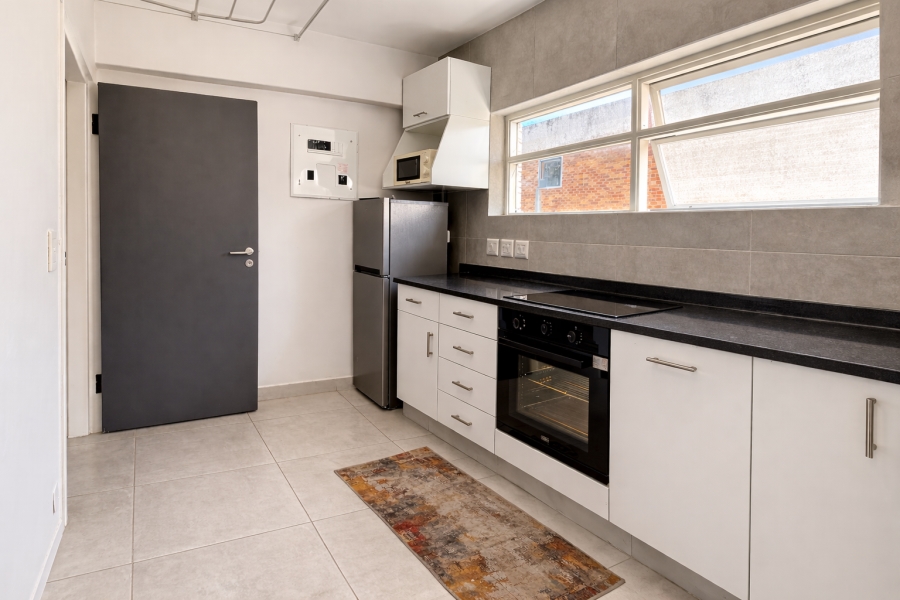 2 Bedroom Property for Sale in Claremont Upper Western Cape